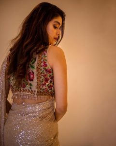 கீர்த்தி சுரேஷ் keerthy suresh keerthy suresh hot keerthy suresh instagram keerthysuresh