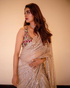 கீர்த்தி சுரேஷ் keerthy suresh keerthy suresh hot keerthy suresh instagram keerthysuresh