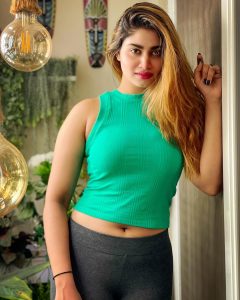 ஷிவானி நாராயணன் shivani narayanan hot shivani narayanan instagram